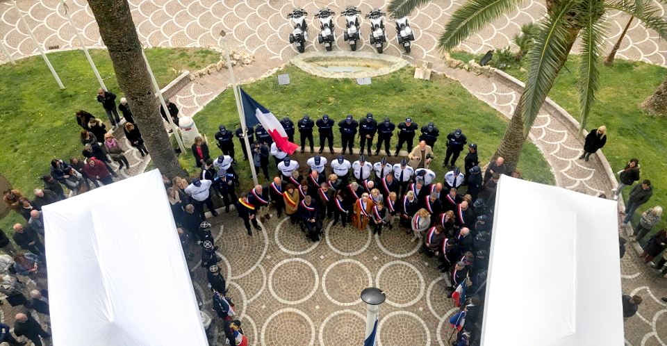 Hommage au Colonnel Arnaud Beltrame et aux victimes de l'attaque terroriste dans l'Aude